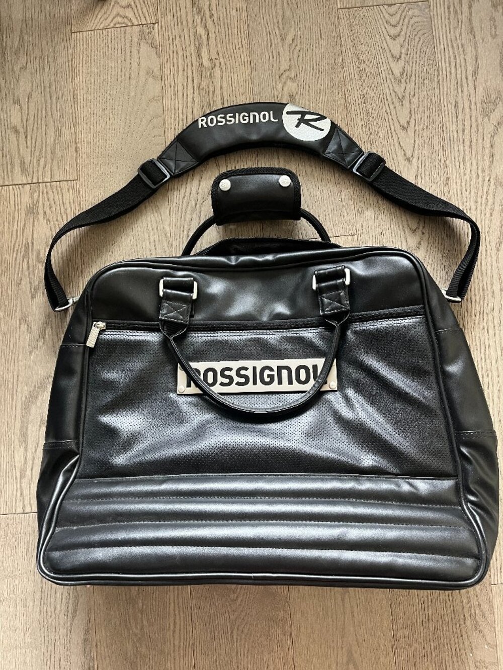 Rossignol Black Duffle Bag Y2K Ski Travel Gym Weekend Bag